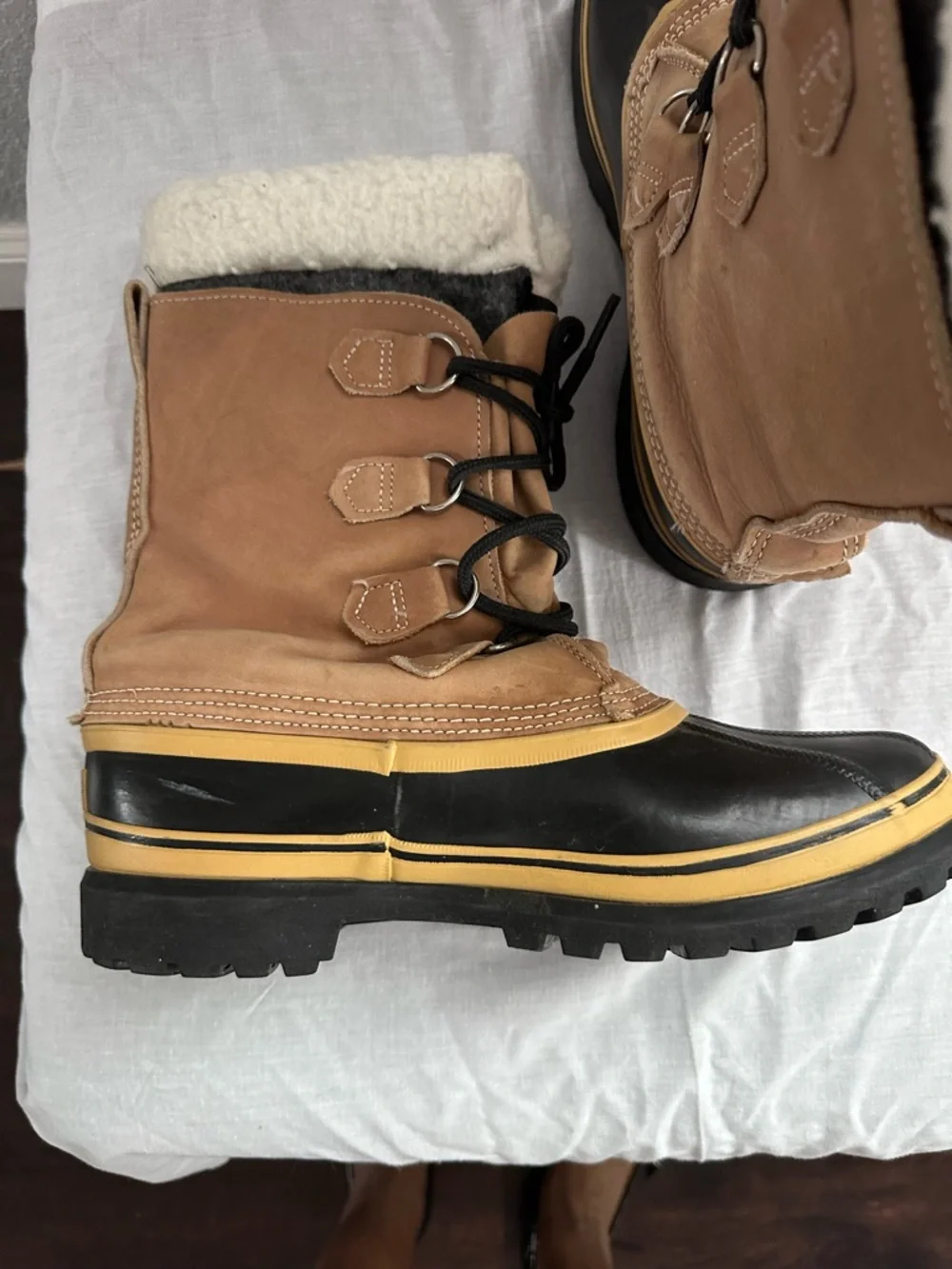 Sorel Caribou Waterproof Snow Boots Men’s 10 Brown Black Winter Duck Boots‎